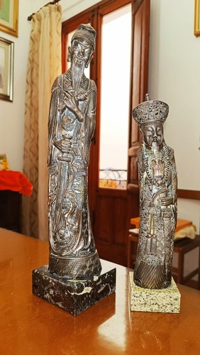Coppia statue decorative stile