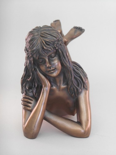 Statua color bronzo - |, signora
